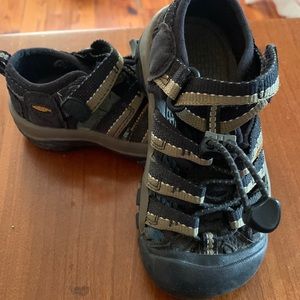 Keens Toddler Sandals, Sz 10